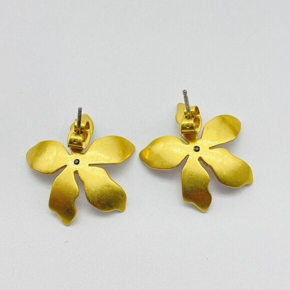 Lilac Flower Earrings Pierced Gold Tone Purple Enamel Blossom Dainty Bloom - Picture 3 of 6